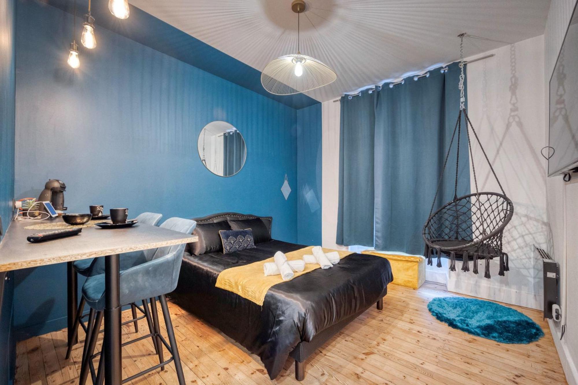 Le Blue Love - Love Room - Championnet Grenoble Luaran gambar
