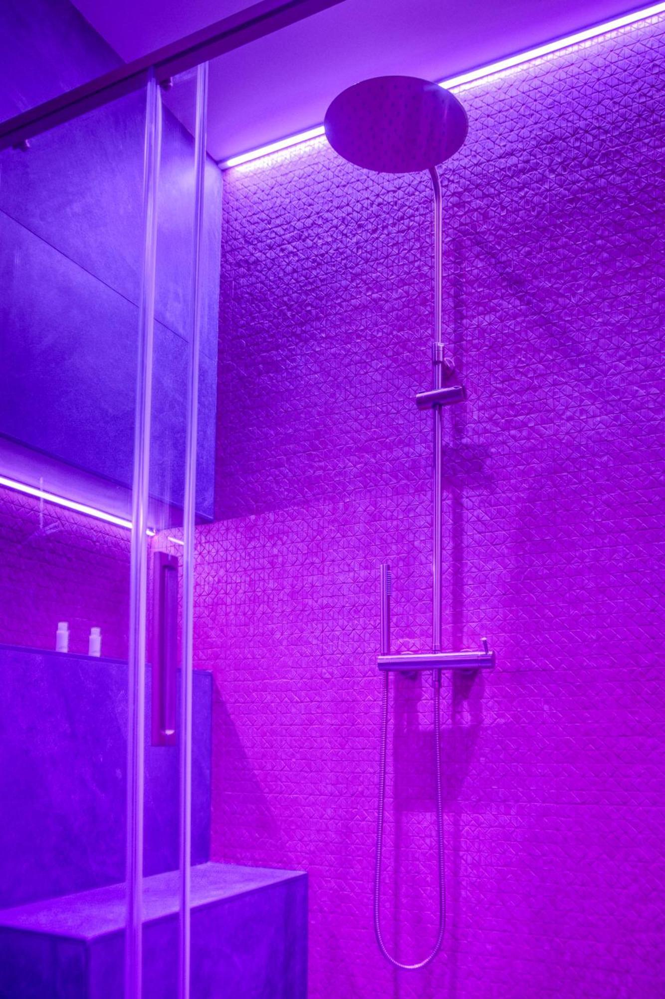 Le Blue Love - Love Room - Championnet Grenoble Luaran gambar